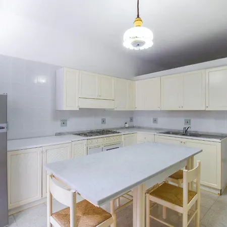 2 Bedroom Lovely In Soverato Lägenhet Soverato Marina